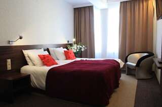 Отель Hotel Glamour Пжезмерово Классический двухместный номер с 1 кроватью или 2 отдельными кроватями-3