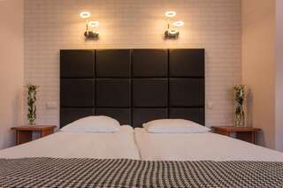 Отель Hotel Glamour Пжезмерово Улучшенный двухместный номер с 1 кроватью или 2 отдельными кроватями-5